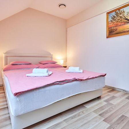 Ada Apartmanhaz Hajdúszoboszló Eksteriør bilde